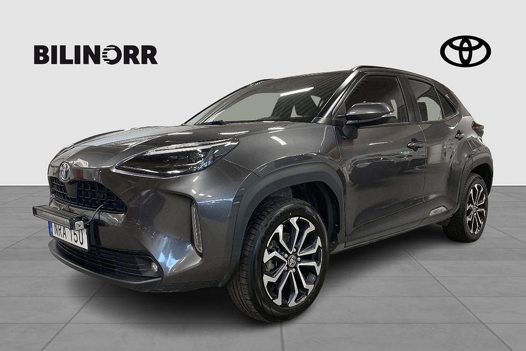 Toyota Yaris Cross Hybrid AWD-i 1,5 Active Plus | Vinterhjul | Motorvärm…