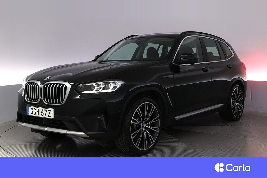 BMW X3 xDrive30e Läder Pano HUD Adap.Farth Kamera Drag