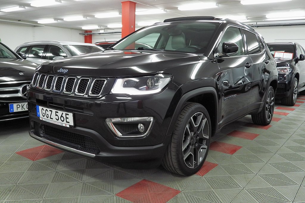 Jeep Compass 4xe PHEV AWD Plug-in Hybrid Panorama SoV Hjul