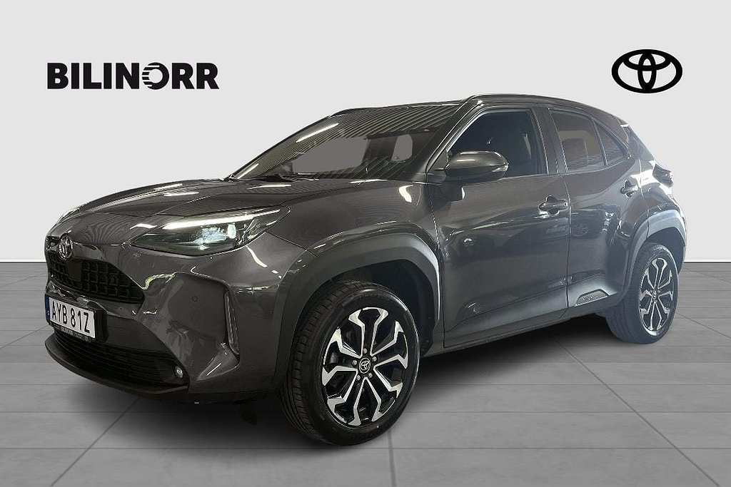Toyota Yaris Cross Hybrid AWD-i 1,5 ACTIVE PLUS | Vinterhjul | Motorvärm…