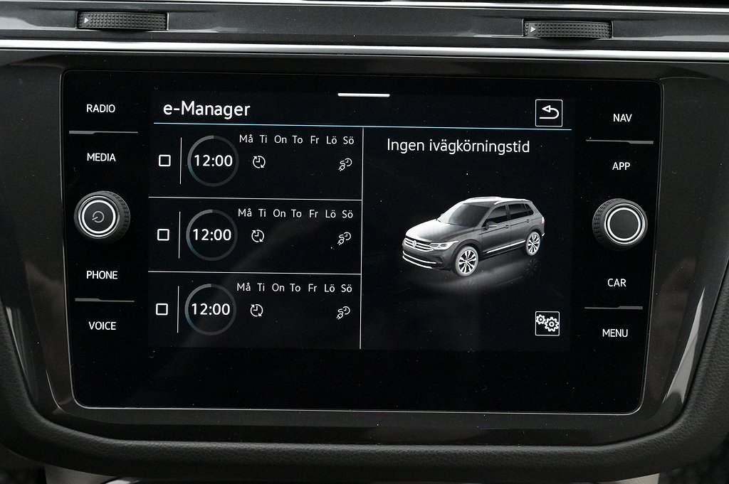 Volkswagen Tiguan eHybrid Elegance Cockpit Kamera Navi Drag