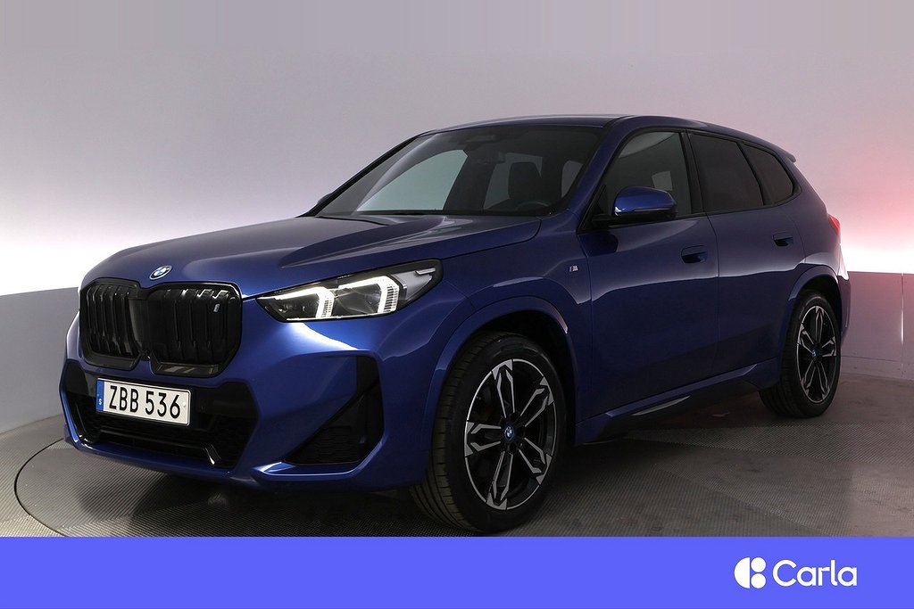 BMW iX1 xDrive30 M-sport Pano 360 HUD Elstol HK Navi Drag