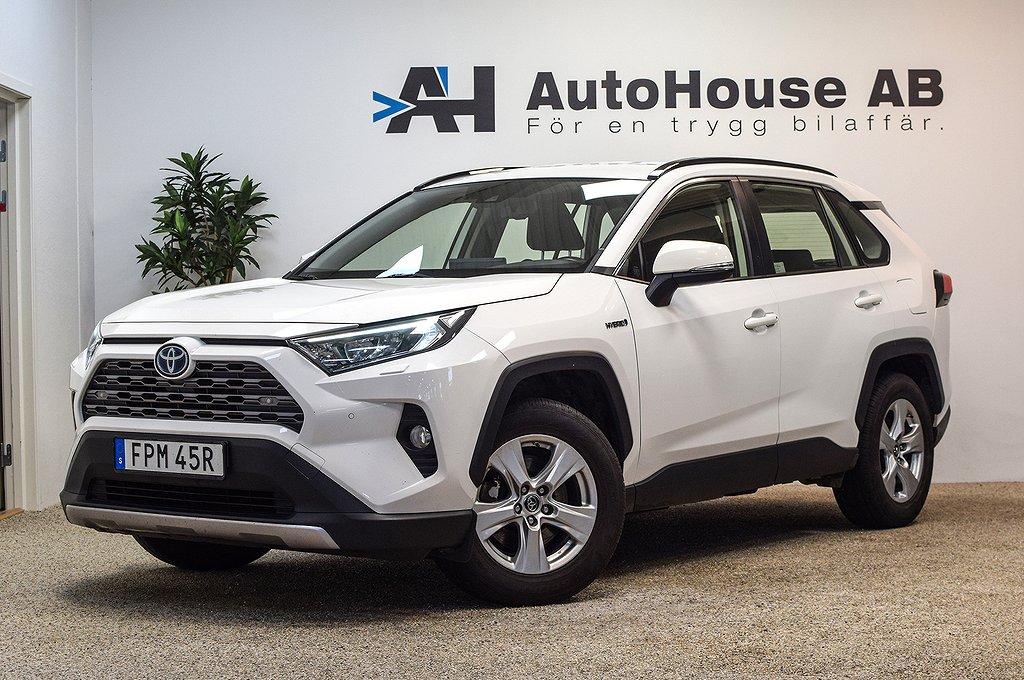 Toyota RAV4 Hybrid AWD-i E-CVT Active Drag CarPlay Garanti
