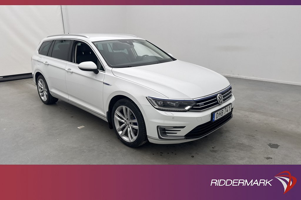 Volkswagen Passat GTE 1.4 TSI 218hk P-Värm Cockpit Kamera