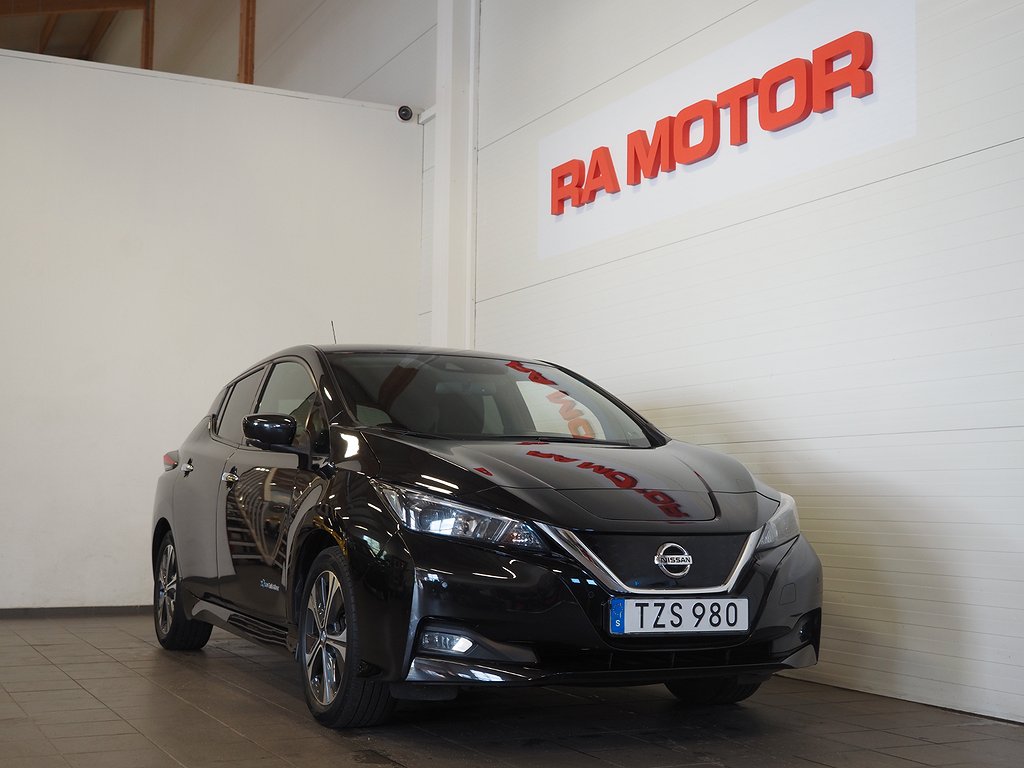 Nissan Leaf 150hk 40 kWh N-Connecta Navi 360º