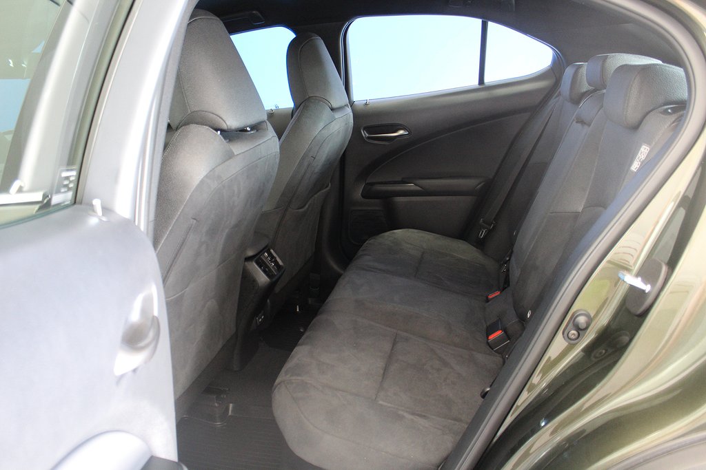 Lexus UX 250h E-Four CVT Euro 6 184hk