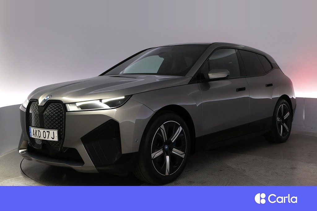 BMW iX xDrive40 Sport Line Drag Pano H/K HUD BLIS Keyless