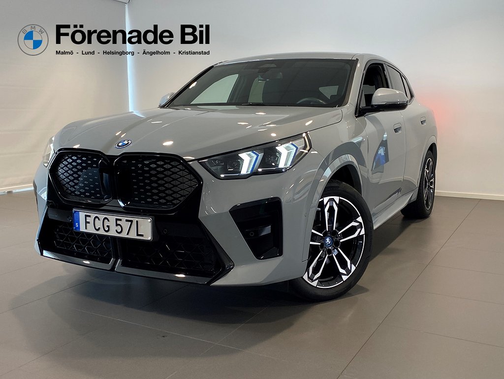 BMW iX2 xDrive30 M-Sport H/K Adaptiv Farth Keyless Drag