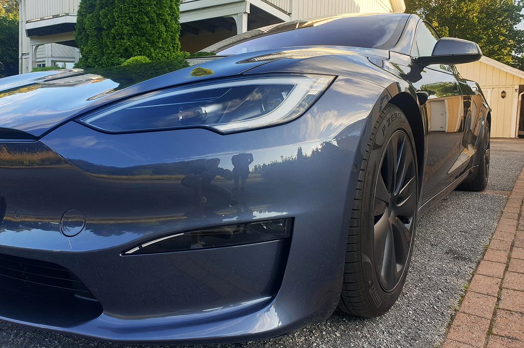Tesla Model S PLAID *FSD Ultra White Låga Mil Ej vinterkörd*
