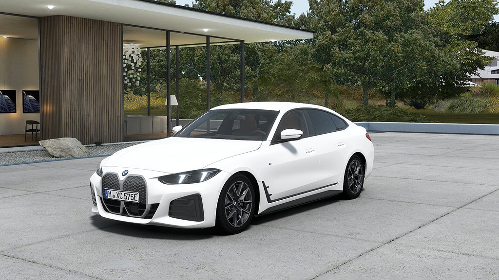 BMW i4 eDrive40 M Sport Active Ed Drag Rattvärme Tonade Företagskampanj
