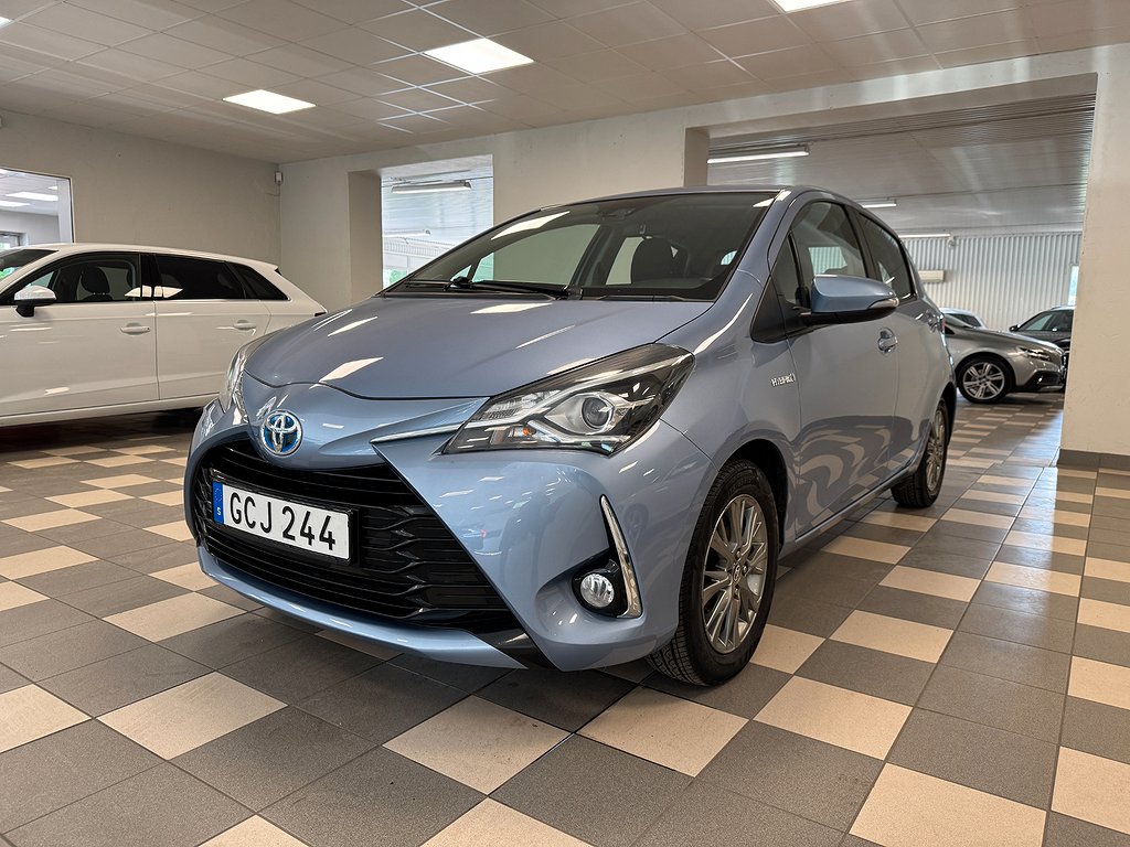 Toyota Yaris Hybrid e-CVT Active B-Kamera Navi Euro 6