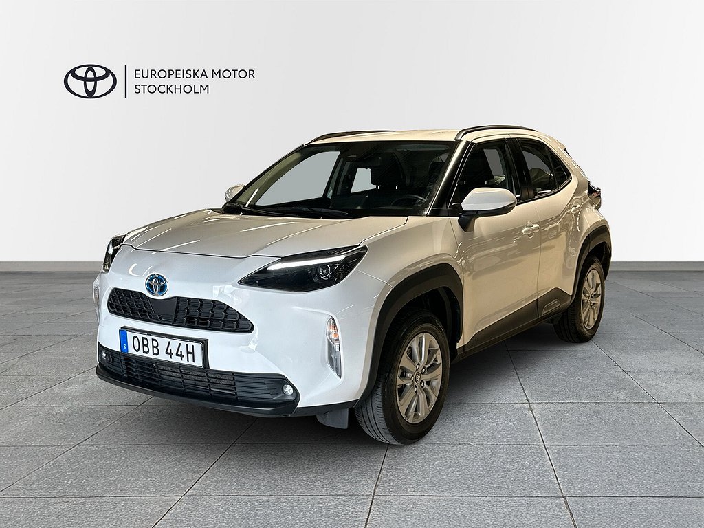 Toyota Yaris Cross 1,5 HYBRID ACTIVE VINTERHJUL MOTORVÄRMARE