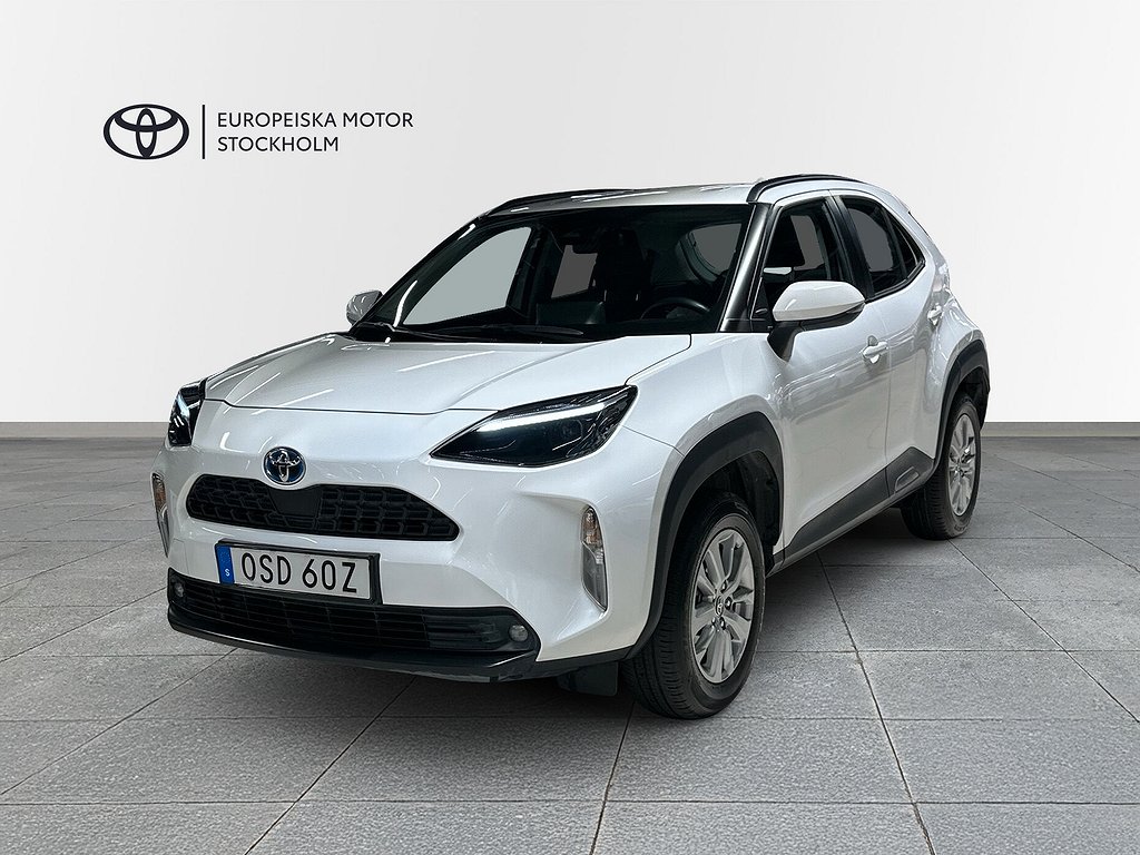 Toyota Yaris Cross 1,5 HYBRID ACTIVE VINTERHJUL BACKKAMERA