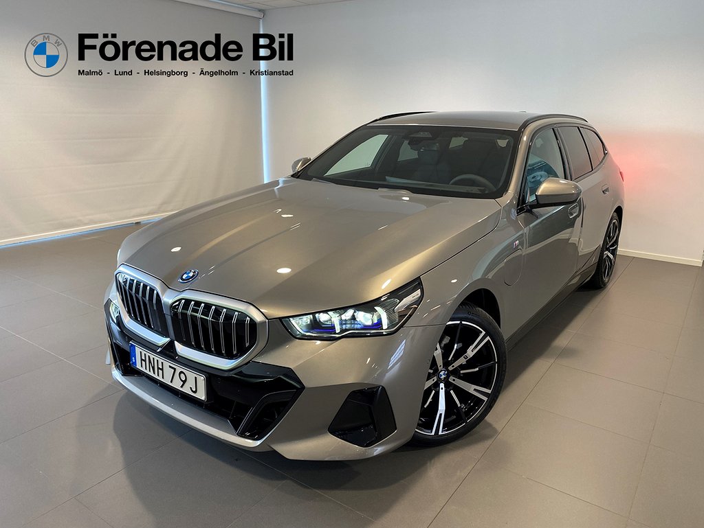 BMW 530e xDrive Touring M-Sport Business Launch Edition Drag