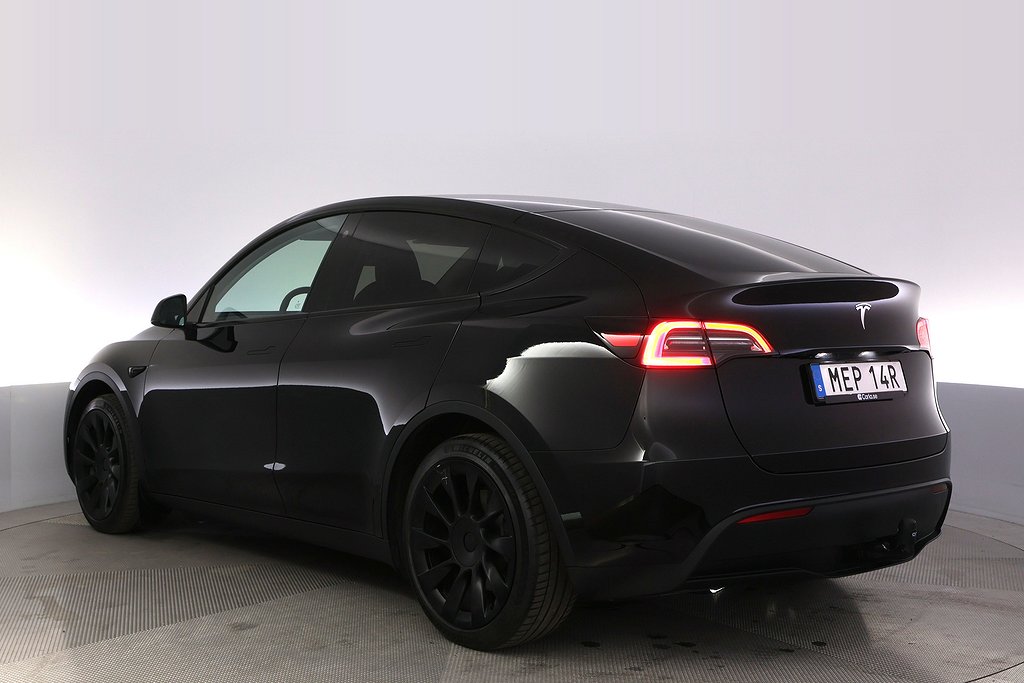 Tesla Model Y Standard Range RWD Autopilot Pano 20″ Drag