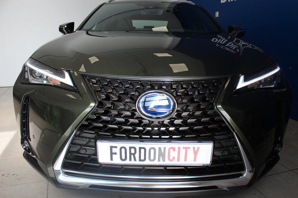 Lexus UX 250h E-Four CVT Euro 6 184hk