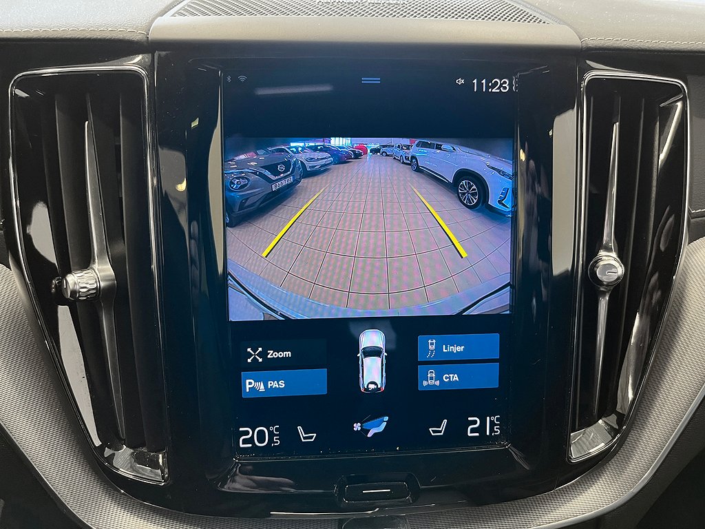 Volvo XC60 T8 Recharge AWD R-Design PANO HK MOMS