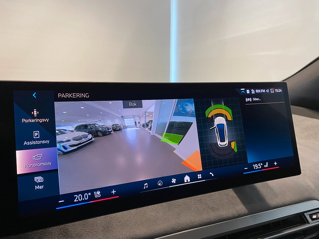 BMW iX xDrive60 Fully Charged M-Sport H/K Drag Fri Service*