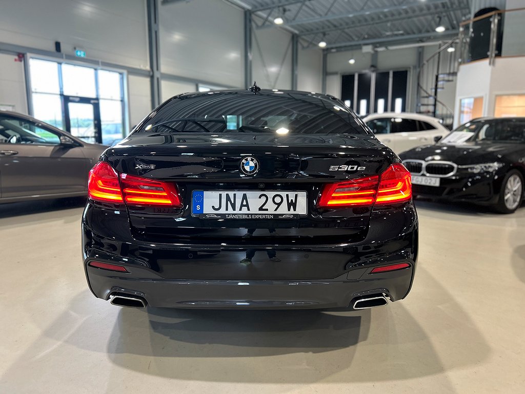 BMW 530e xDrive iPerformance Sedan Steptronic M Sport/Moms