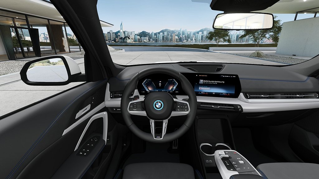 BMW iX1 xDrive30 M Sport Active Ed Drag Företagskampanj