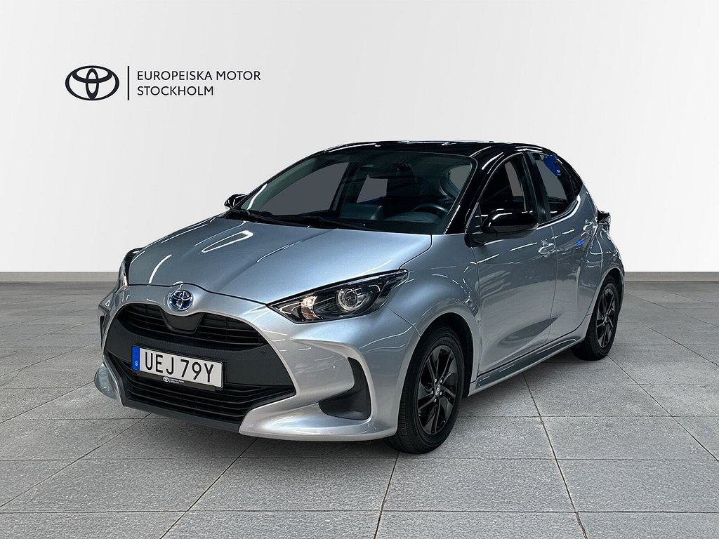Toyota Yaris 1,5 HYBRID 5-D ACTIVE V-HJUL P-SENSORER