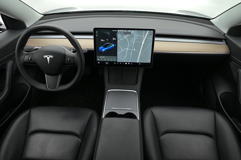 Tesla Model 3 Standard Range Plus Refresh Autopilot Pano