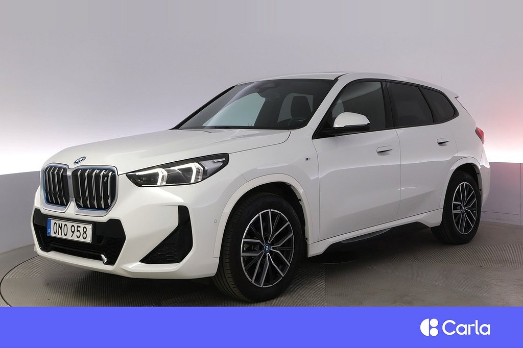 BMW iX1 xDrive30 M-sport Pano Kamera HK LED Drag