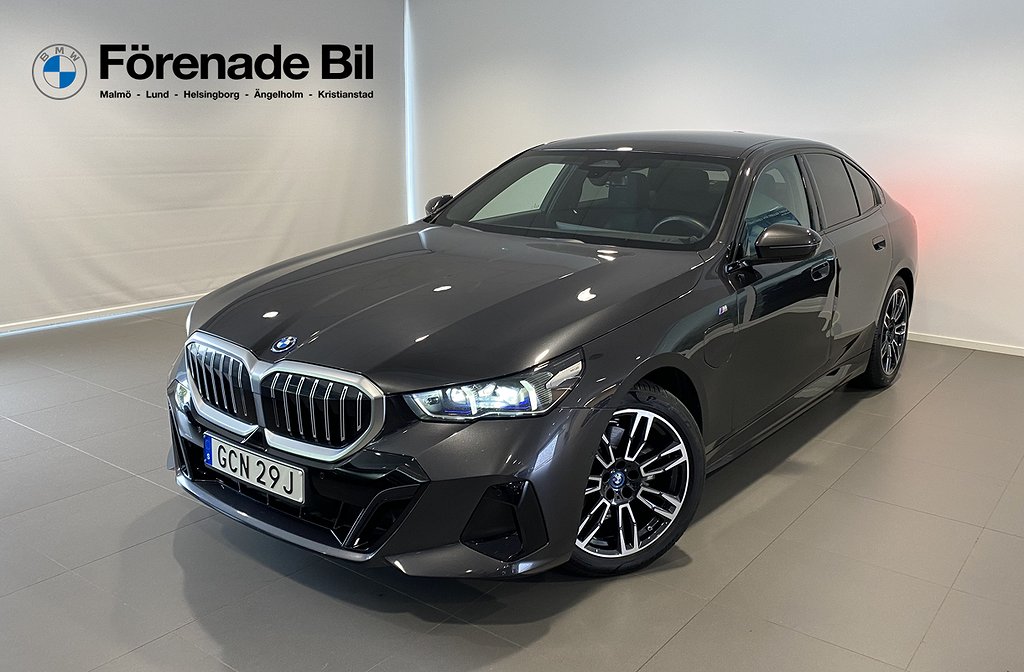 BMW 530e xDrive Sedan M-Sport Active Edition Drag