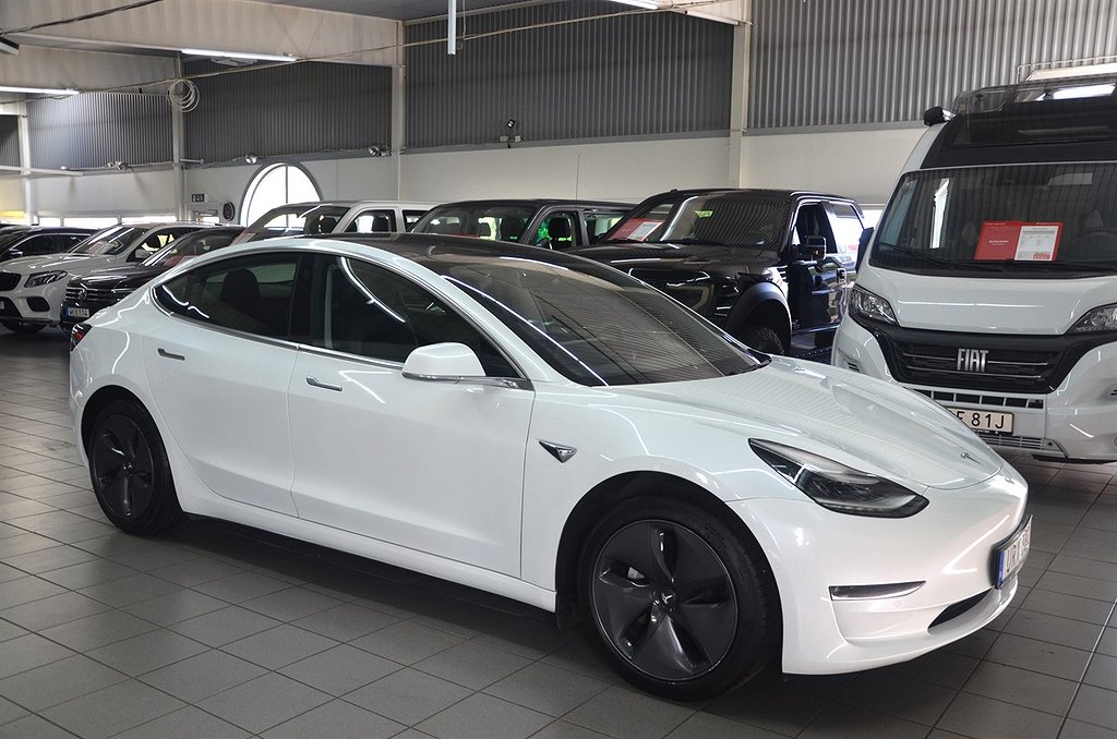 Tesla Model 3 Long Range AWD, 440hk, Autopilot 3.0, Premium ljudanläggning