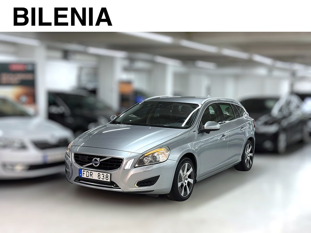 Volvo V60 D6 Plug-in Hybrid AWD Summum Drag BLIS