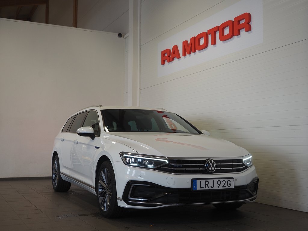 Volkswagen Passat SC GTE 218hk |Drag|Värmare|Cockpit|Matrix|