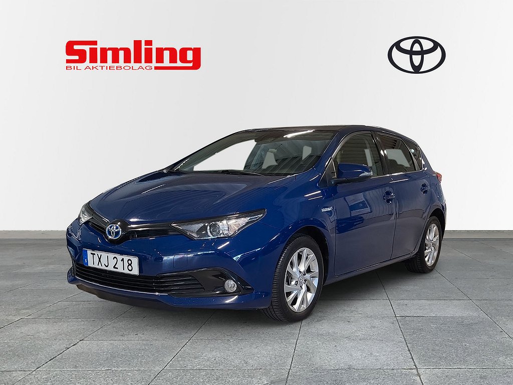 Toyota Auris 1,8 Hybrid Touch & Go Edition / M-värmare / Vinterhjul