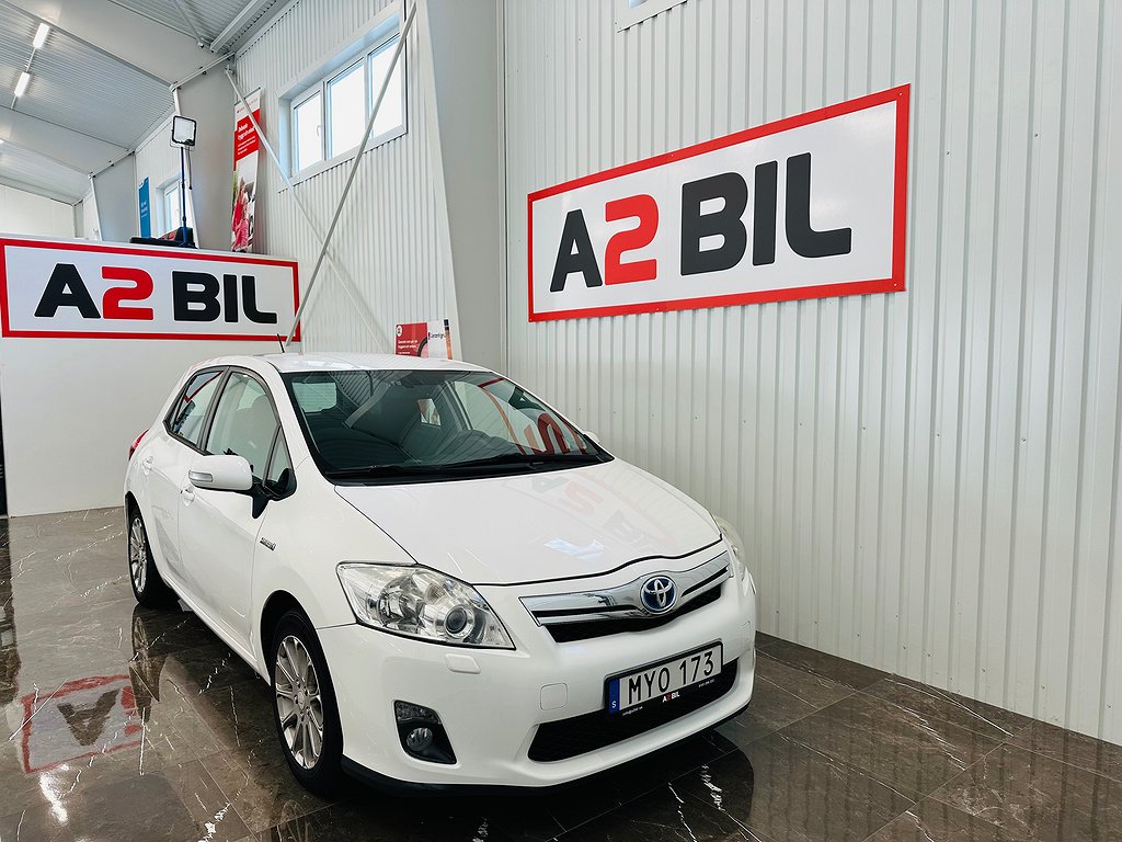 Toyota Auris Hybrid e-CVT HSD Comfort kamera Keyless