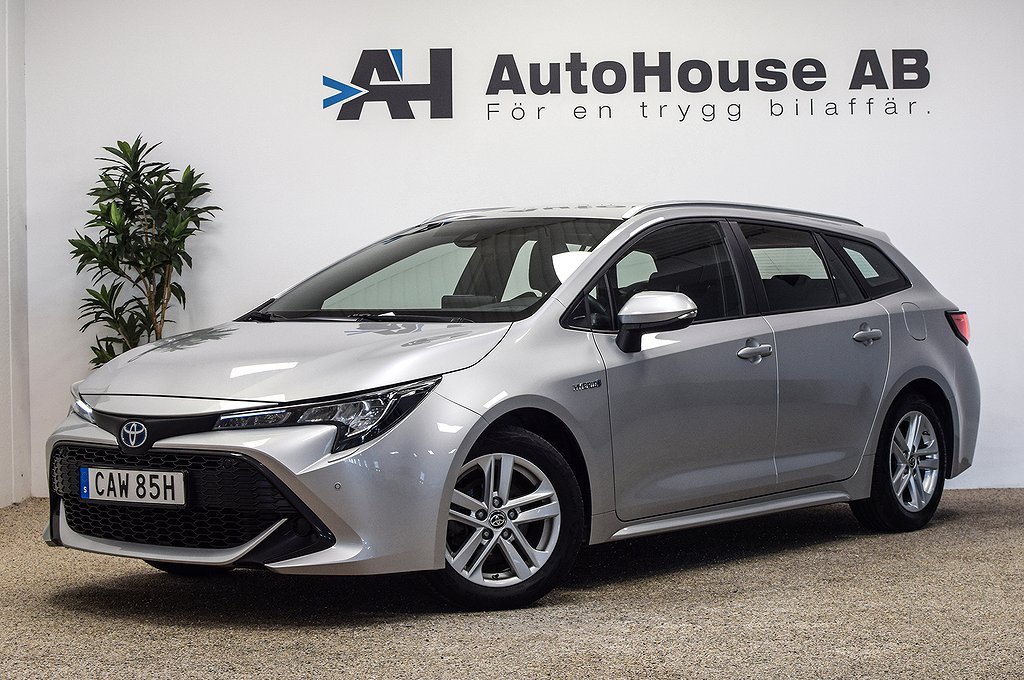 Toyota Corolla Touring Sports Hybrid Active B-kamera CarPlay