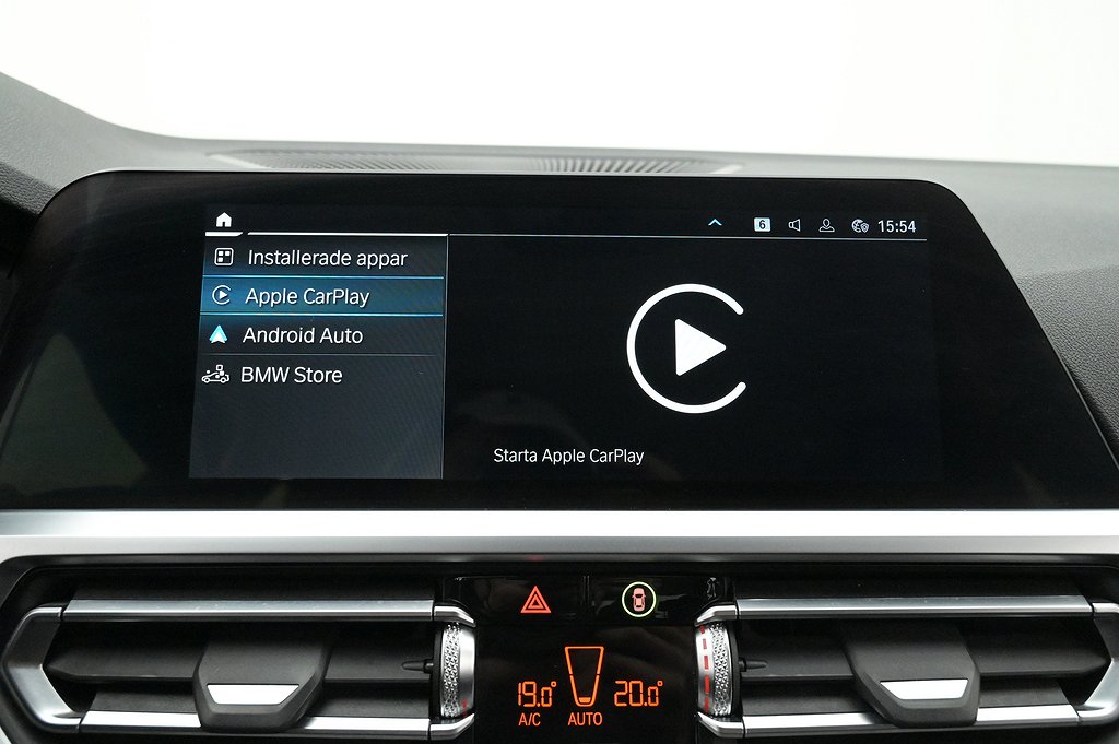 BMW 330e Sedan Sportline Navi PDC LED Värmare Farthållare