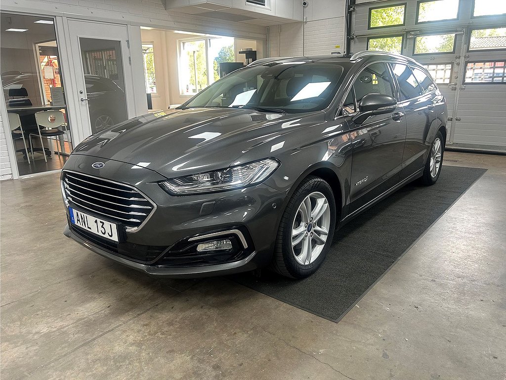 Ford Mondeo 2.0 HEV Kombi Titanium 187Hk