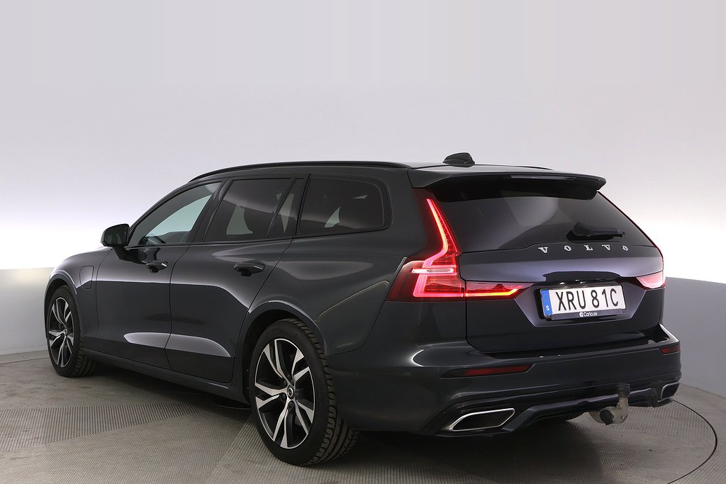 Volvo V60 T8 AWD R-Design Pano Kamera BLIS Navi Elstol Drag