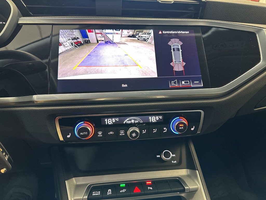 Audi Q3 45TFSIe 245hk Hybrid Drag Kamera