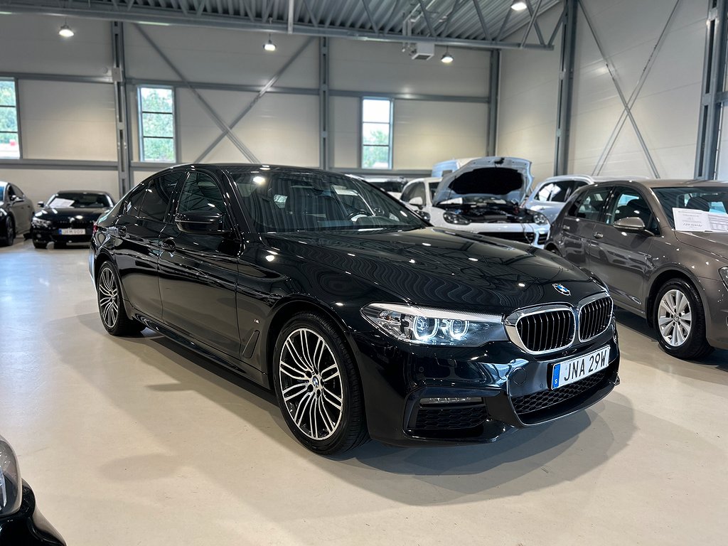 BMW 530e xDrive iPerformance Sedan Steptronic M Sport/Moms