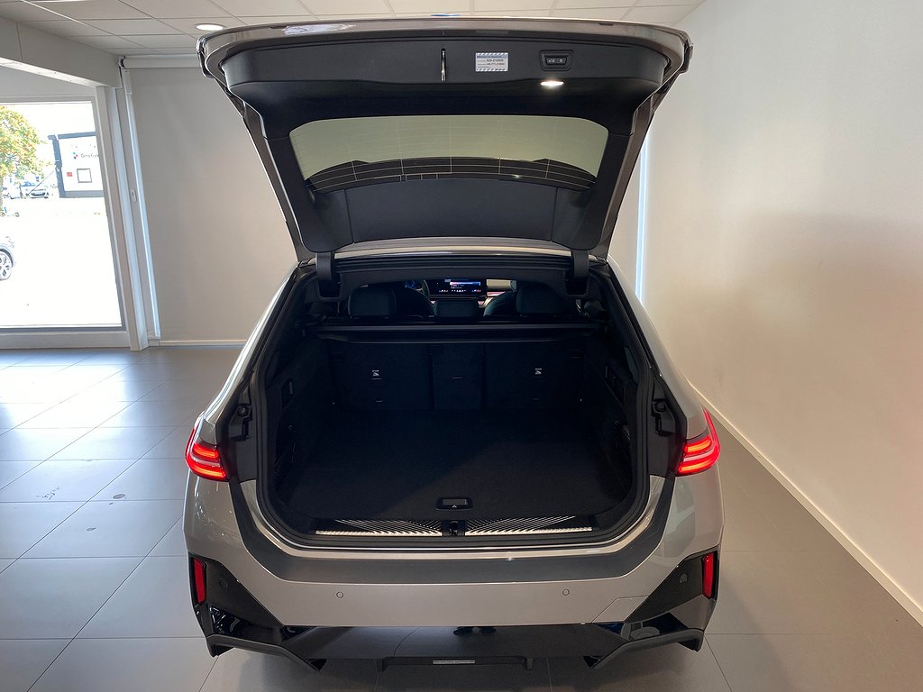 BMW 530e xDrive Touring M-Sport Business E Drag