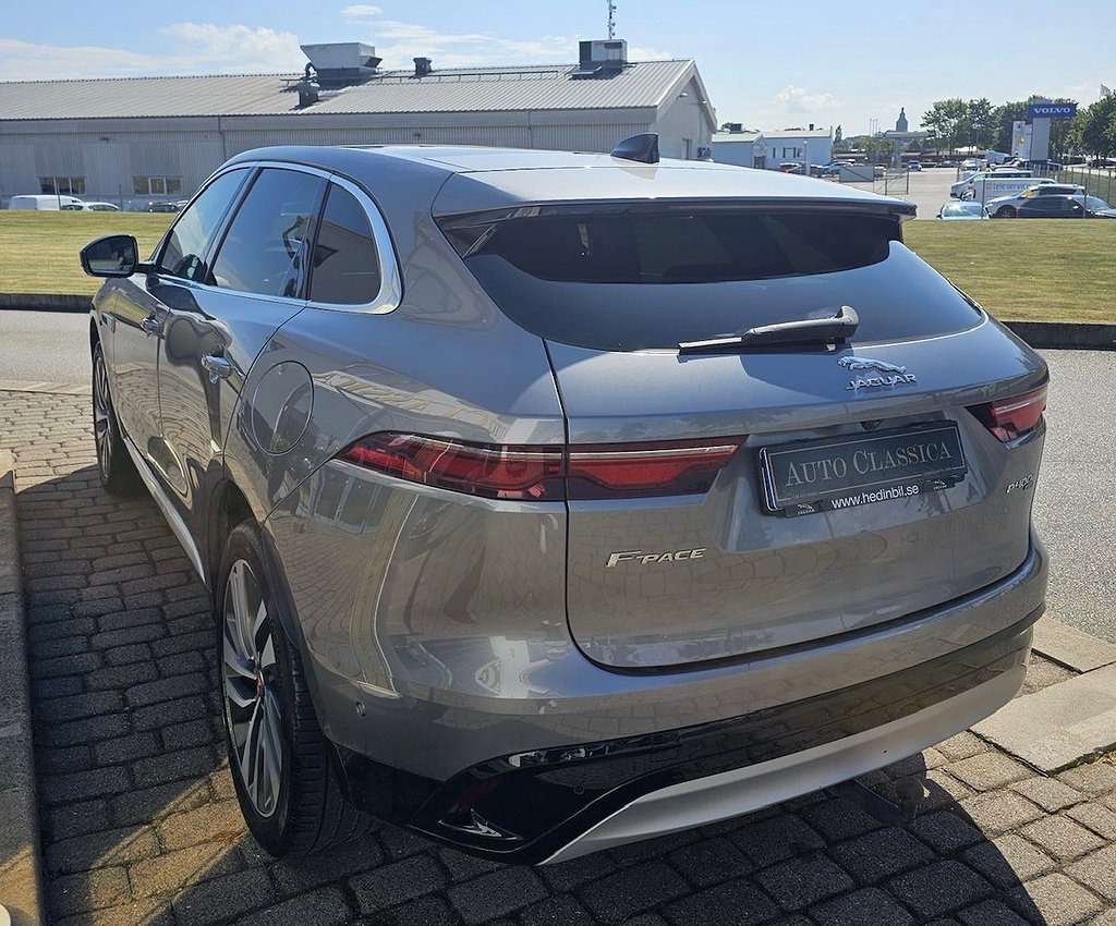 Jaguar F-Pace P400e PHEV