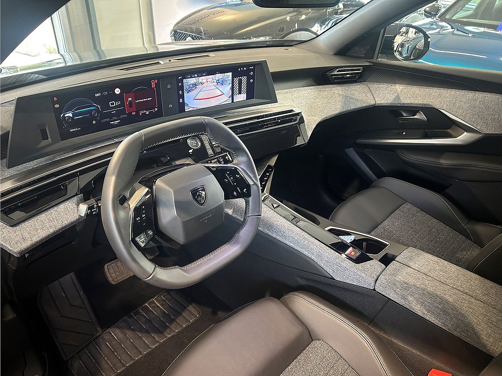 Peugeot 5008 Allure Hybrid 145hk Aut – 7-SITS, B-KAMERA, CARPLAY
