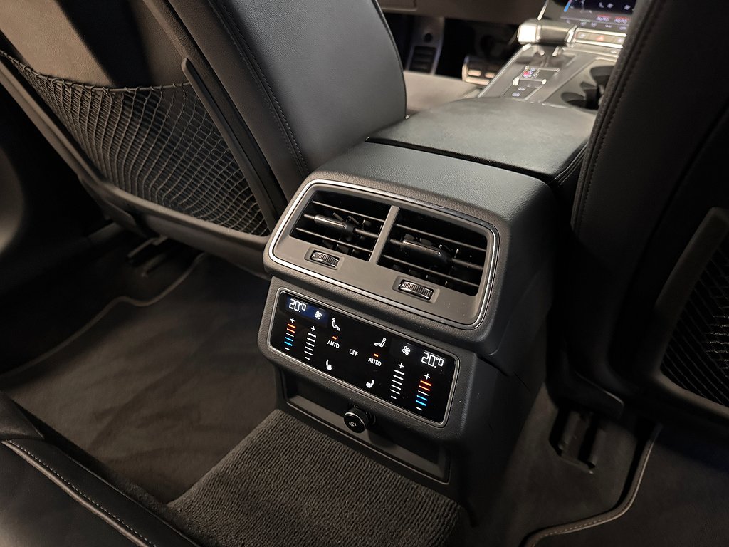 Audi A6 Avant 55 TFSI e Quattro S Tronic S-line Matrix Navi Drag 367 Hk