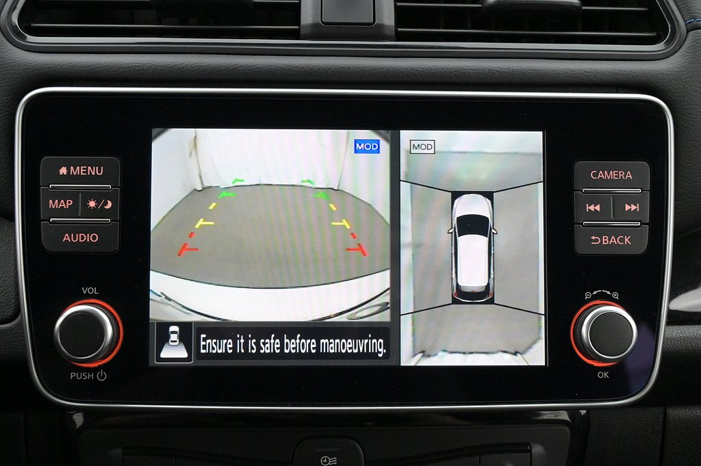 Nissan Leaf 40 kWh Tekna Läder BOSE Keyless 360°