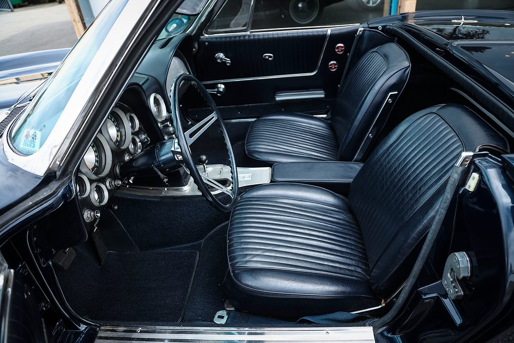 Chevrolet Corvette 327 Cui/360 Hk Fuel injection Matching Nr