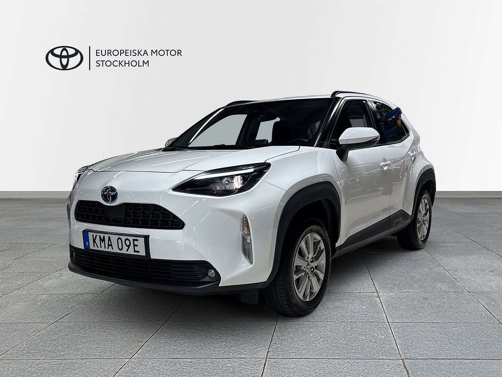 Toyota Yaris Cross 1,5 HYBRID ACTIVE VINTERHJUL BACKKAMERA
