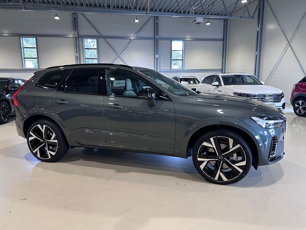 Volvo XC60 Recharge T6 AWD Plus Dark Nordic Edition