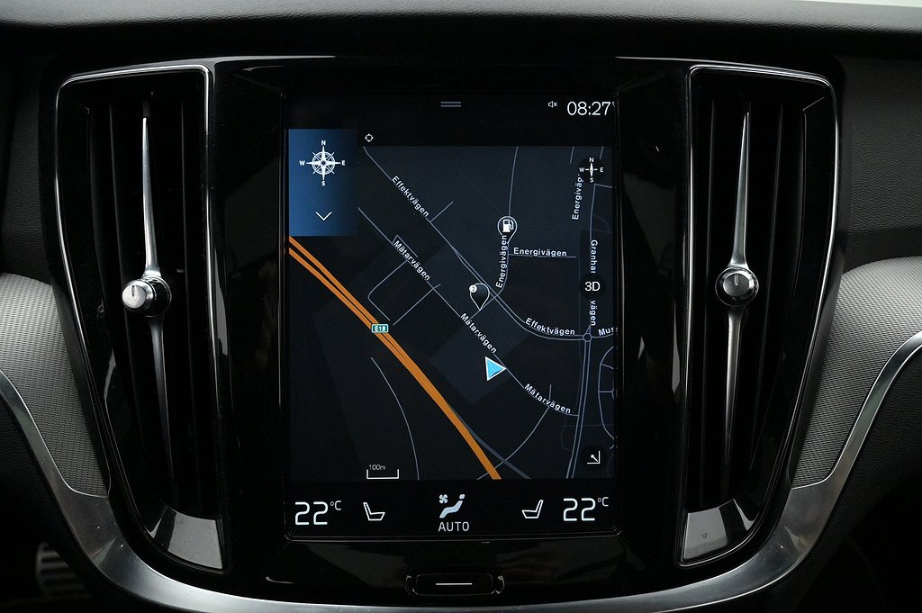 Volvo V60 T8 AWD R-Design Pano Kamera BLIS Navi Elstol Drag