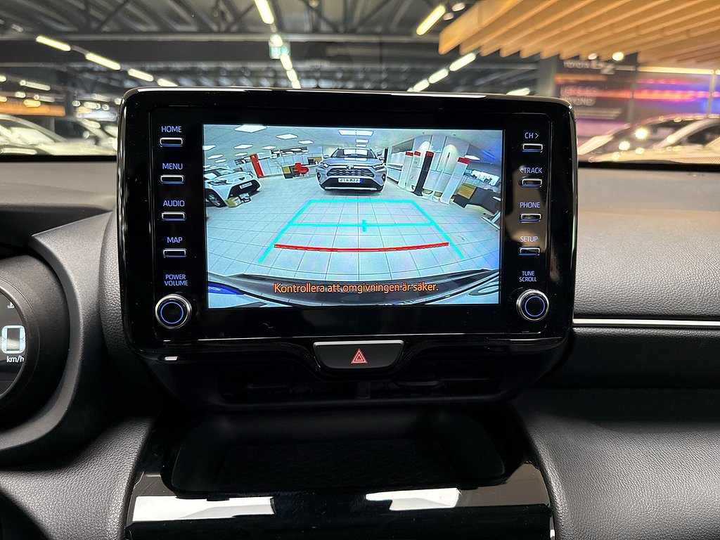 Toyota Yaris Cross 1,5 HYBRID ACTIVE VINTERHJUL P-SENSOR SPI