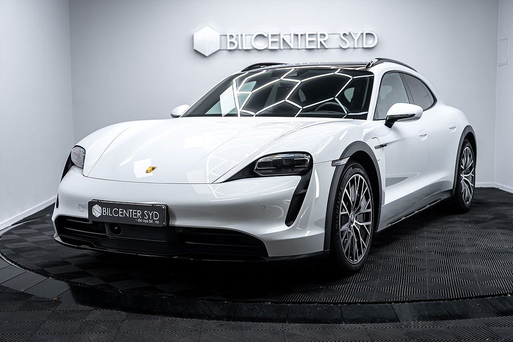 Porsche Taycan 4 Cross Turismo|Sport Chrono|BOSE|381hk